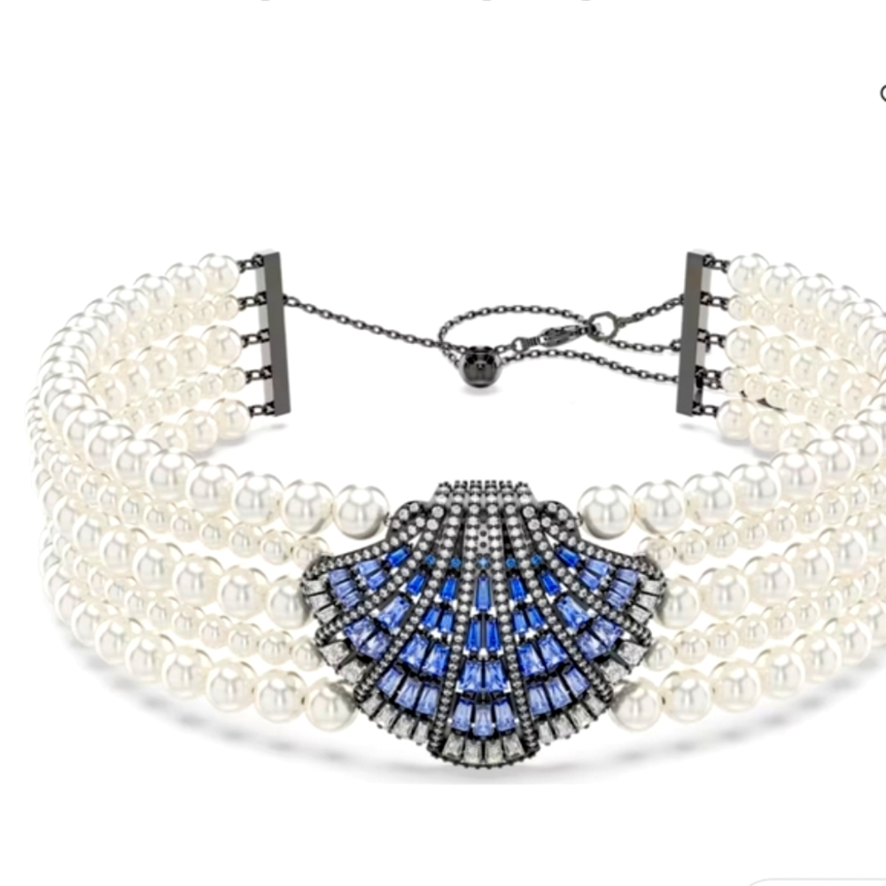 🦋 Swarivdki Rare  pearls & Shell necklace